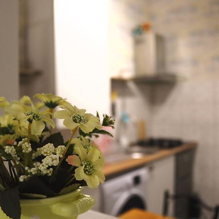 Historical Apartment In Old ティビリシ エクステリア 写真